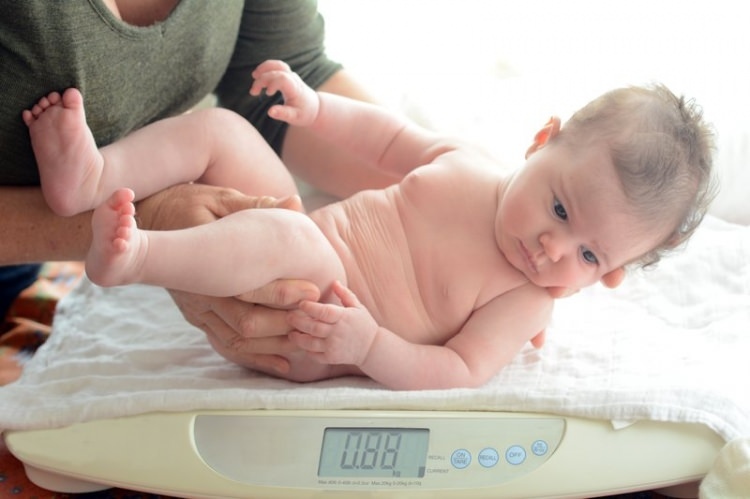 Как измерить рост и вес малышей