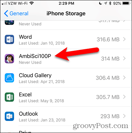 Нажмите приложение под iPhone Storage