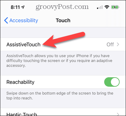 Коснитесь AssistiveTouch в настройках доступности iPhone