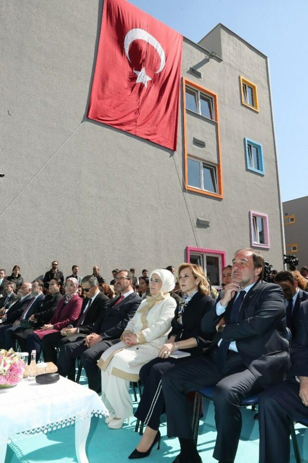 Первая леди Эрдоган: за последние 17 лет было трудоустроено около 55 тысяч инвалидов