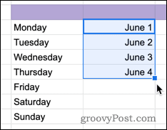 Заполнение ячеек с датами в Google Sheets