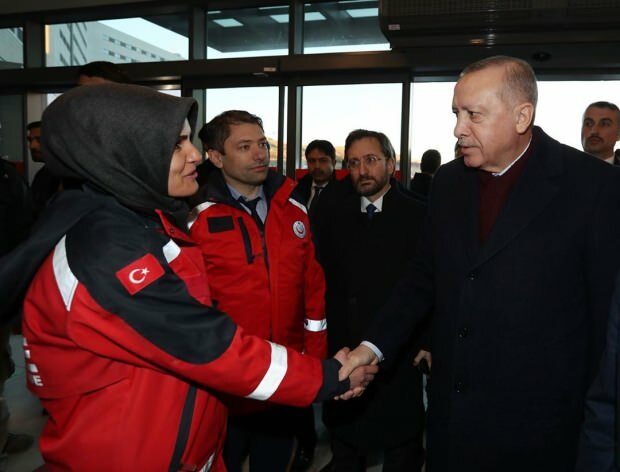 Президент Эрдоган поздравил Эмине Куштепе