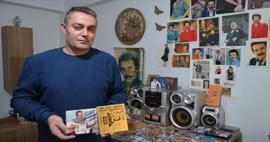 Орхан Генджебай своей любовью превратил свой дом в музей! На повестке дня были плакаты и альбомы
