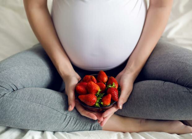 Есть ли клубника во время беременности?