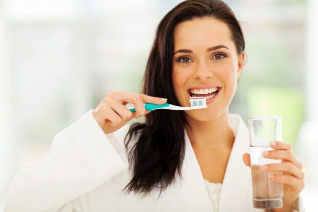 чистка полости рта и зубов