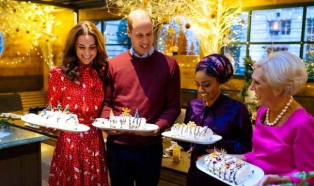 королевская семья сделала торт