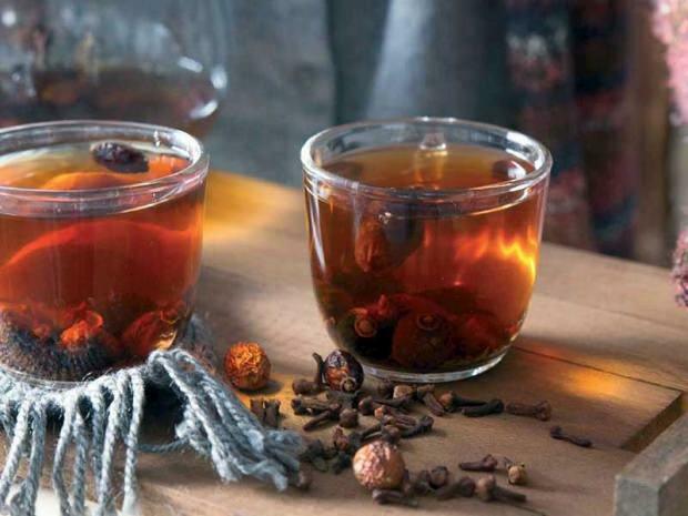 Как приготовить чай с шиповником и корицей?