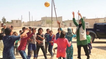 «Сирийские дети, которые забывают играть в игры ...