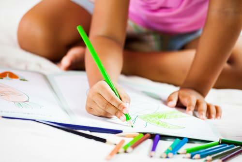 Ручки! Как прикрепить карандаш к детям?