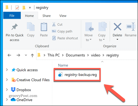 Откройте файл резервной копии реестра Windows