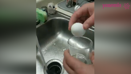 Он варил вареное яйцо с такой техникой.