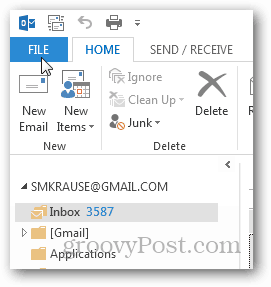 Как создать PST-файл для Outlook 2013 - нажмите файл