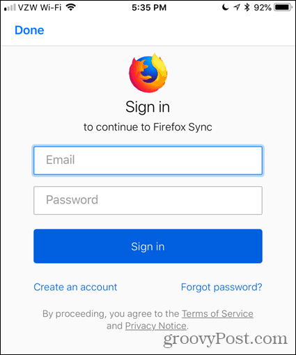 Введите свой адрес электронной почты и пароль в Firefox для iOS