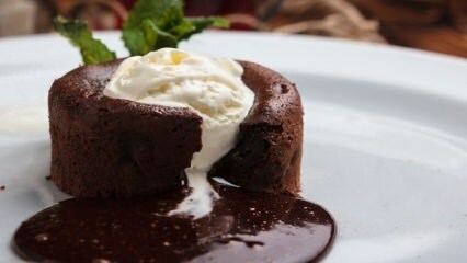 Как сделать горячий шоколадный торт?