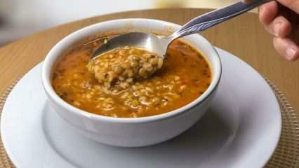 Как приготовить ресторанный суп с приправами из зеленой чечевицы?