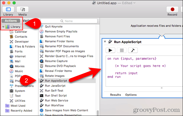 Перетащите Запуск AppleScript на панель рабочего процесса в Automator.