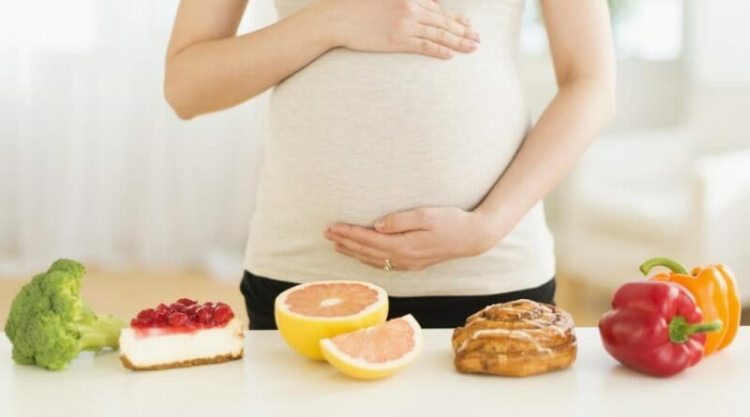 Хитрости питания во время беременности