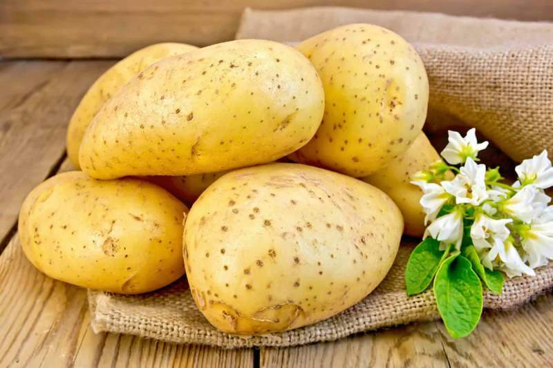 В чем разница между жаркой и варкой картофеля?