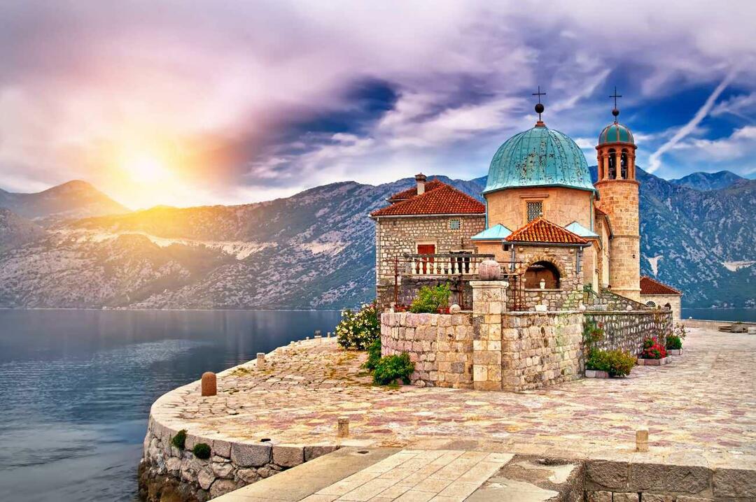 места для посещения в Черногории