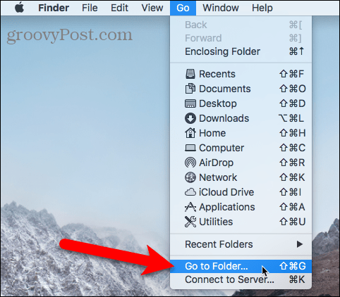 Выберите «Перейти к папке в Finder на Mac».
