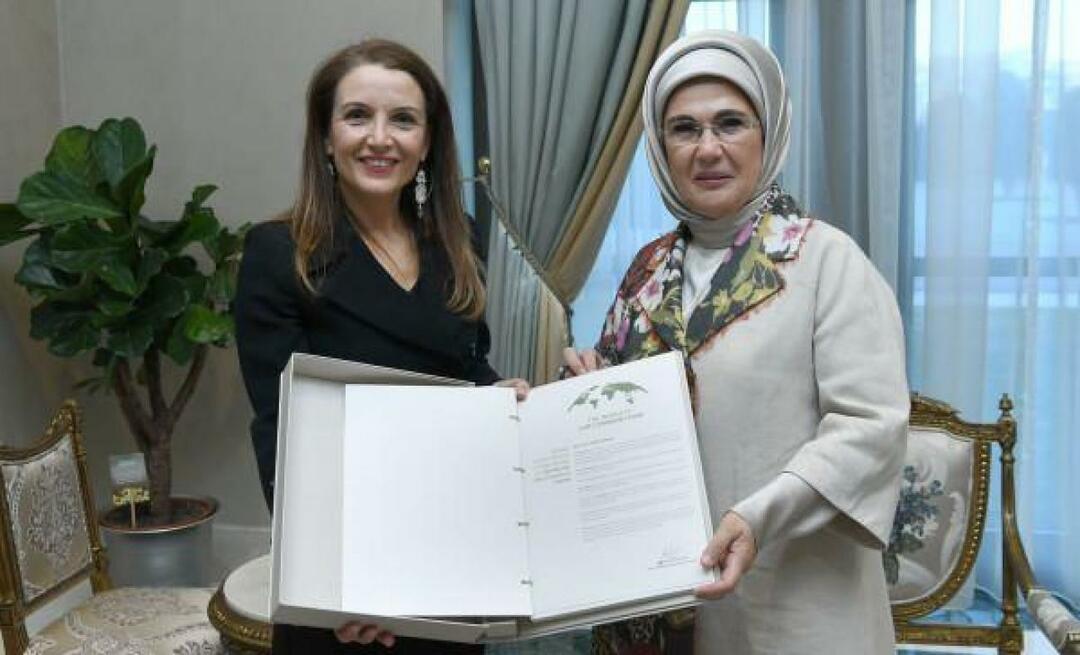 Эмине Эрдоган поблагодарила представителя ЮНИСЕФ в Турции Реджину де Доминикис