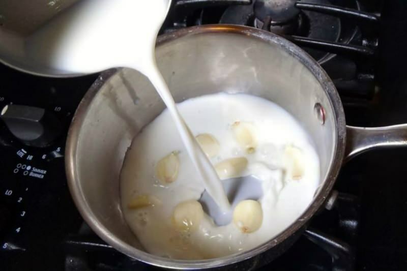 Как сделать чесночное молоко? Что делает чесночное молоко? Приготовление чесночного молока ...