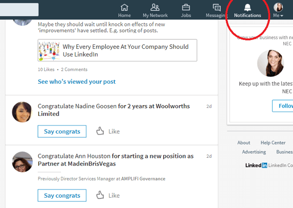 Когда вы щелкаете значок «Уведомления», LinkedIn отображает подключения, у которых недавно был особый случай.