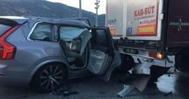 Его автомобиль столкнулся с грузовиком: Тан Ташчи попал в дорожно-транспортное происшествие.