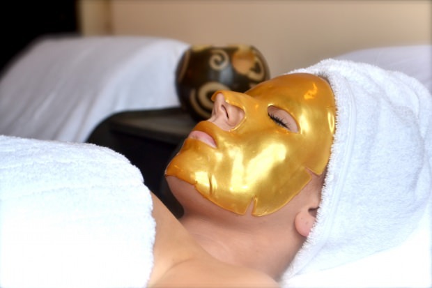 Преимущества золотой маски для кожи