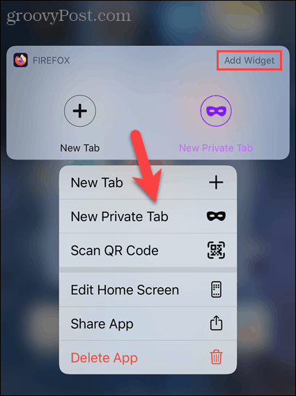 Нажмите и удерживайте значок Firefox на iOS и выберите New Private Tab.