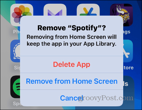Удалить приложение Spotify на iOS