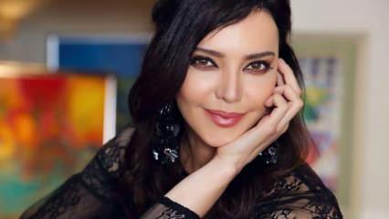 Известная актриса Ханде Атаизи: У меня экранная фобия!