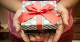 Какие подарки дарят женщинам? Подарки, которые понравятся женщинам