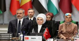 Первая леди Эрдоган: «Мы обязаны сделать больше, чем просто пролить слезы, чтобы остановить резню»