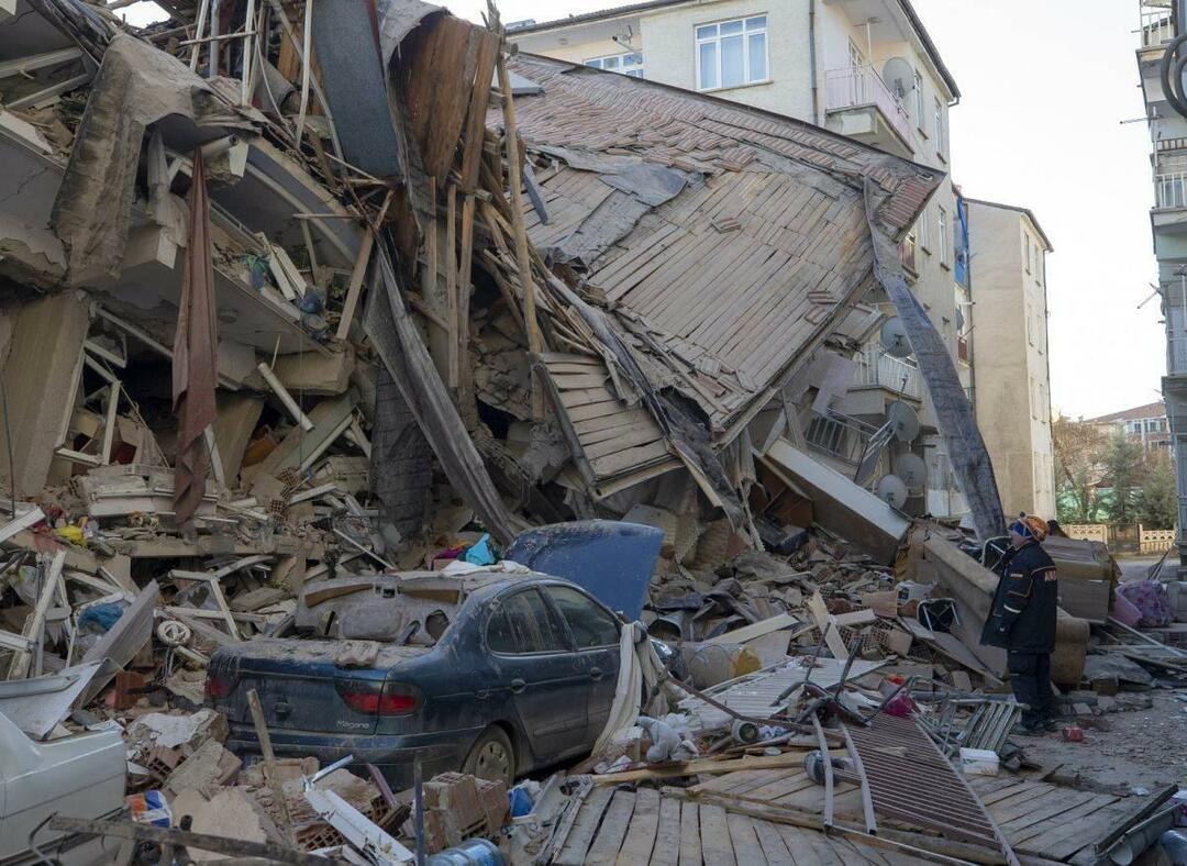 Здание разрушено землетрясением