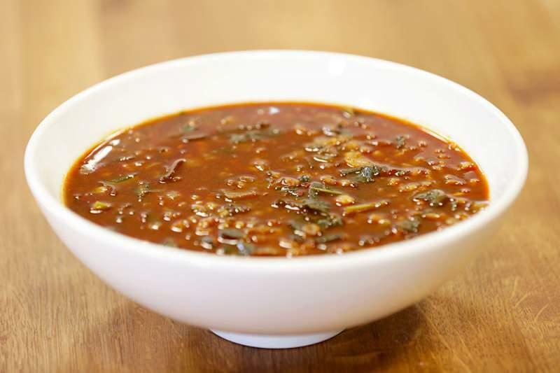 Как приготовить знаменитый суп из черной чечевицы? Уловки супа из черной чечевицы