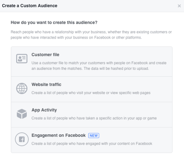 Выберите одну из четырех пользовательских категорий аудитории Facebook.