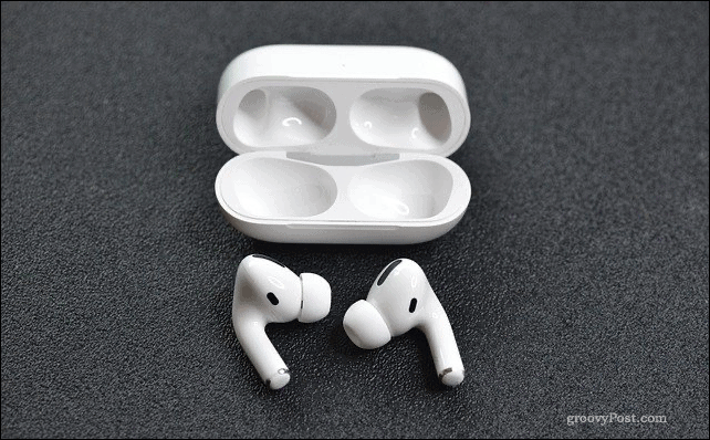 Apple AirPods Pro с зарядным чехлом