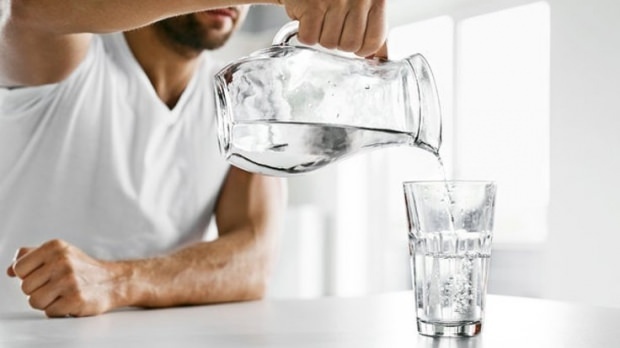Как похудеть с помощью питьевой воды? Водная диета, которая ослабляет 7 кг в неделю! Вес питьевой воды по весу