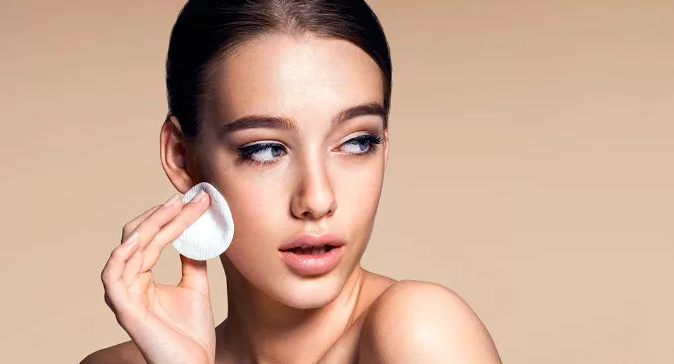 Как ухаживать за кожей после макияжа?