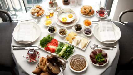 Что делать после Рамадана? Должен позавтракать на праздничное утро