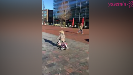 Маленькая девочка на байке соревновалась с ментами!