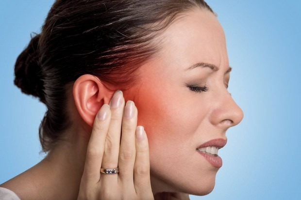 симптомы игры кристаллов уха