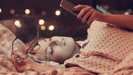 Что вызывает использование телефона перед сном?
