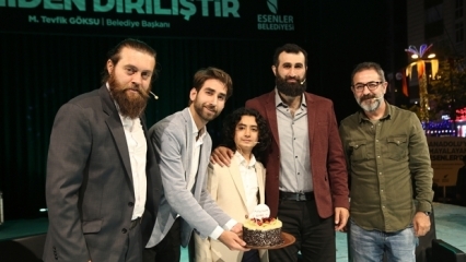 Воскресение Игроки Ertuğrul приняли участие в мероприятии «Воскресение Рамадана»