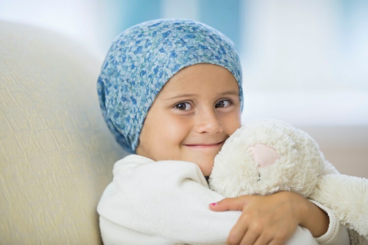 Что такое лейкоз (рак крови)? Каковы симптомы лейкемии у детей?