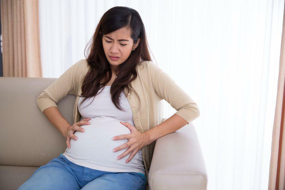 болит газ при беременности