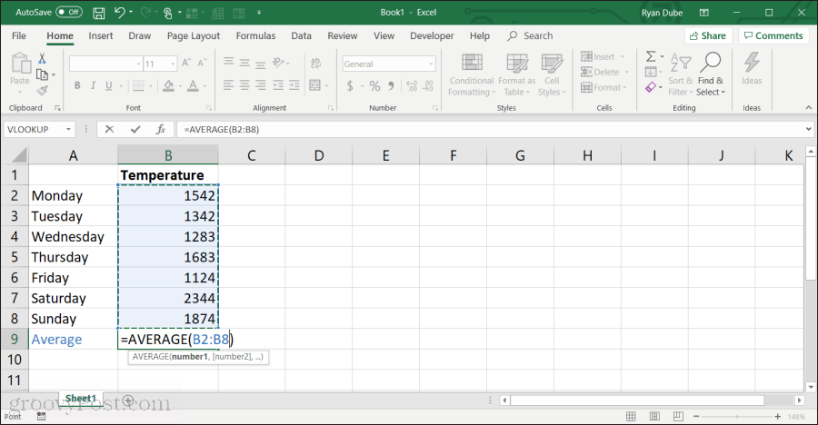 используя среднюю функцию в Excel