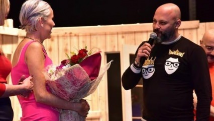Сюрприз предложение о браке на сцене от İpek Tanrıyar