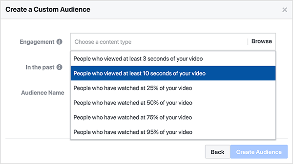 Facebook создает диалоговое окно настраиваемой аудитории для просмотра видео настраиваемая аудитория позволяет вам выбирать Люди, которые просмотрели не менее 10 секунд вашего видео, или люди, которые просмотрели не менее 25% вашего видео Видео.